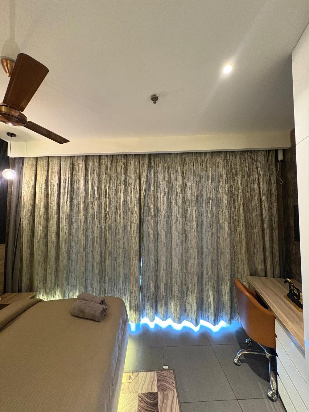 Luxury Lagoon By La Fausto * New Delhi